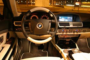 Cockpit im BMW 760 Li Individual
