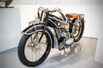 Meisterstück 7: BMW R37. Das erste sportliche Motorrad von BMW. 1924 auf der dt. Automobilausstellung präsentiert.
