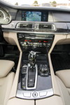 BMW 740i (F01) von Edwin ('Homerraas'), Mittelkonsole mit iDrive Controller.