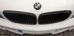 Rhein-Ruhr-Stammtisch im Juli 2020: BMW 750i (E65 LCI, Rechtslenker) von Olaf ('loewe40'), Niere und BMW Logo in schwarz