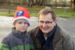 Weihnachtstreffen der BMW 7er Freunde Südhessen am 05.12.21: Darius ('dmg') mit Sohn