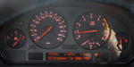 190. Stammtisch der 7er Freunde Franken/Nordbayern: BMW 750i (E38) von Andy ("Valkenvania") mit M5 Tacho. Skala bis 330 km/h und individuelle Begrüßung.