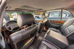 261. Rhein-Ruhr-Stammtisch im November 2024: BMW 750i (E32) von Wolfgang ('whan'), Interieur im Fond
