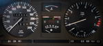 Rhein-Ruhr-Stammtisch im November 2024: BMW 728i (E23) von Christoph ('tueffi.ms'), Tacho-Instrumente